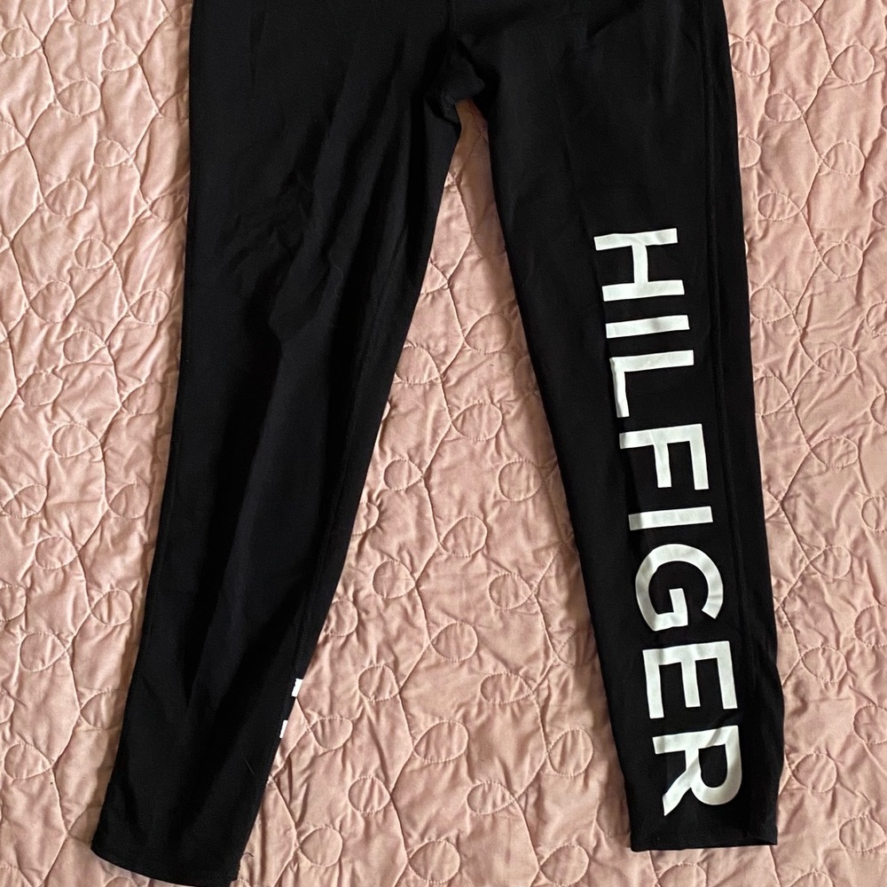 💙Tommy Hilfiger Women’s Sport Capris💙
